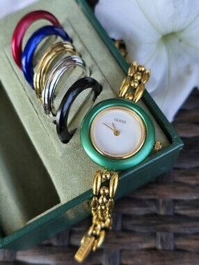 Gucci Women's Interchangeable Bezel Gold Bracelet Watch - Green